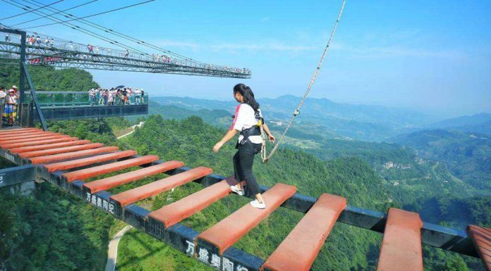 El parque de atracciones chino en el que puedes perder la vida El parque de atracciones chino en el que puedes perder la vida