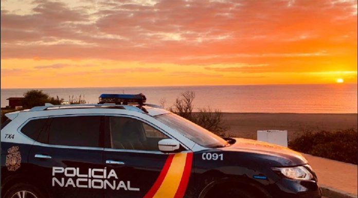 La Policía Nacional se despliega este domingo en las playas por San Juan