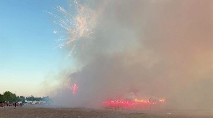Vídeo: La gran macromascletà universal hace vibrar Valencia
