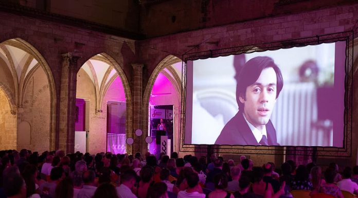 El claustro del Centro del Carmen se convierte en un gran cine de verano durante el mes de agosto El Centro del Carmen se convierte en un gran cine de verano