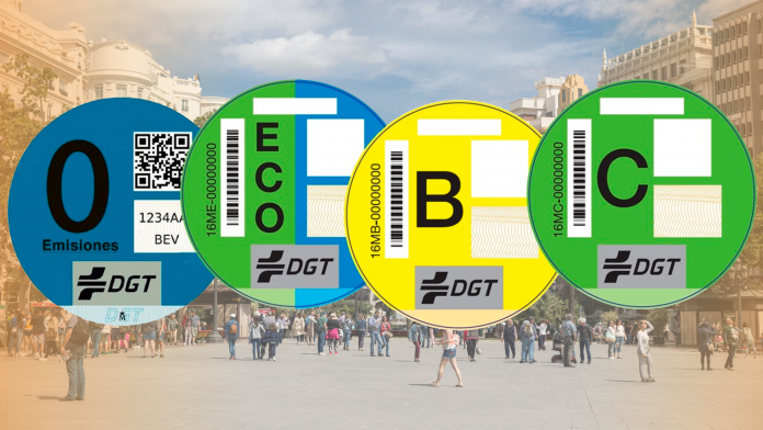 ZBE | ¿Qué etiqueta necesitarán los coches para circular por Valencia?