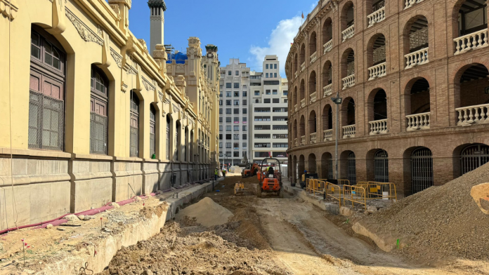 El gran túnel que conectará las estaciones de Alacant y Xàtiva inicia una nueva fase de construcción