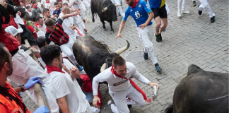 El quinto encierro de San Fermín se salda con un herido de la Comunitat Valenciana