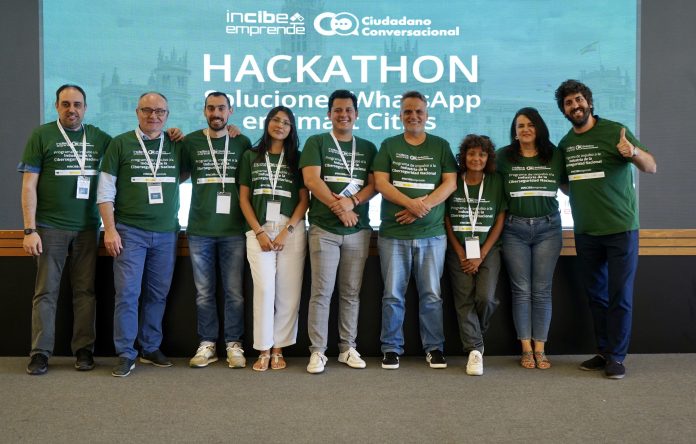 El 'Glovo' de los residuos gana el primer Hackathon WhatsApp de la Comunitat Valenciana