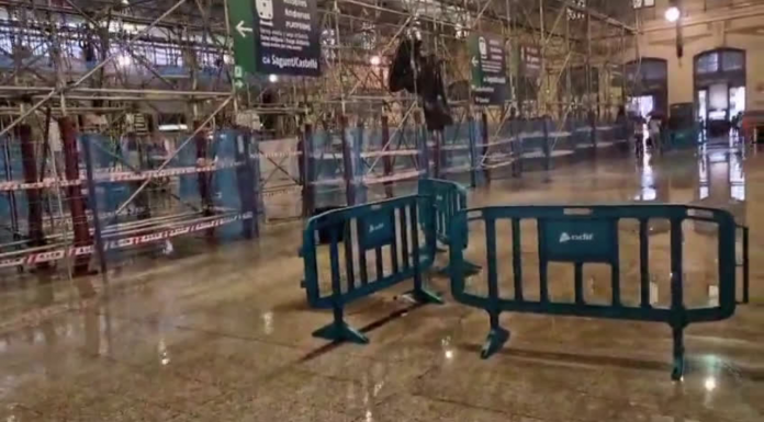 La Estación del Norte se inunda por las lluvias torrenciales en Valencia La Estación del Norte se inunda por las lluvias torrenciales en Valencia
