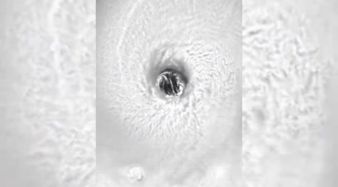 Así se ve el ojo del huracán Beryl, que ha alcanzado la categoría 4 huracán beryl