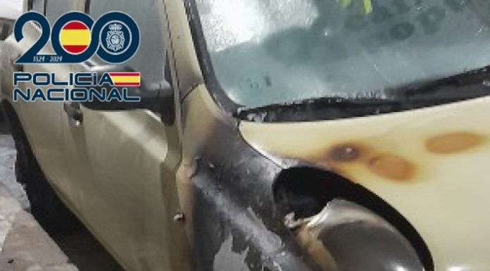 Detienen a un hombre que dañó cinco vehículos en Burjassot