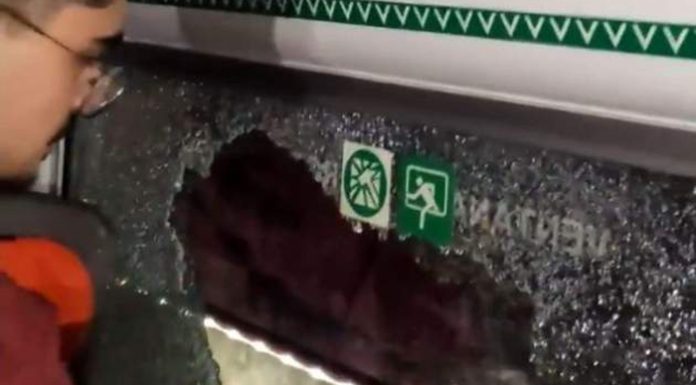 Rompen ventana de un tren Madrid-Valencia tras estar más de dos horas sin aire acondicionado
