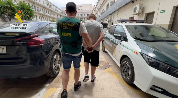 Detienen en Burjassot a una persona que llevaba huida más de 16 años