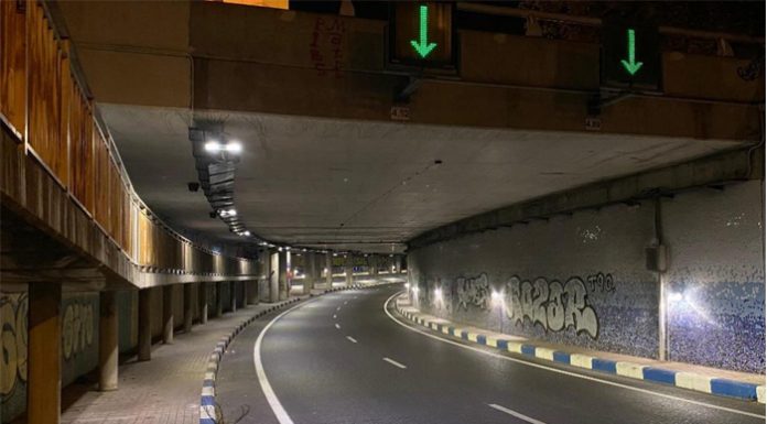Instalan una iluminación más eficiente y moderna en el paso inferior de la V-21 en València
