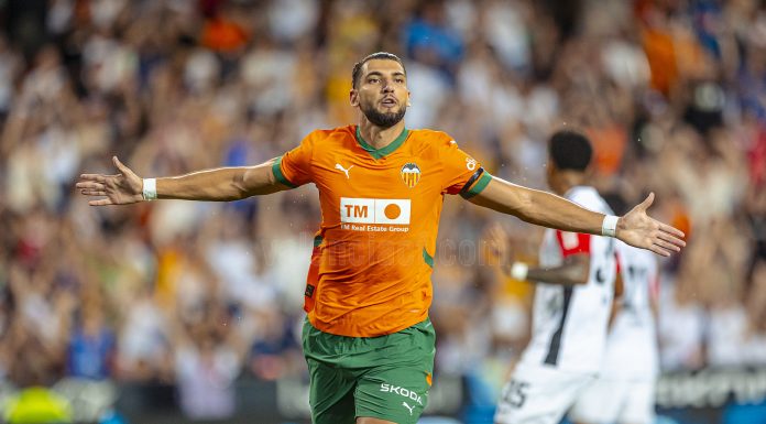 Rafa Mir, Hugo Duro y Alberto Marí destacan en el partido de presentación del Valencia CF