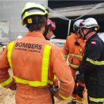 Un trabajador muere al derrumbarse una placa de hormigón en una empresa de Paterna