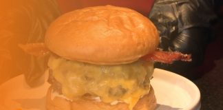 Una burger valenciana, la mejor del mundo según la Guía Michelín de las hamburguesas