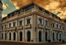 'Viure el Port', la nueva exposición que recorre la historia del Puerto de Valencia