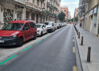 Un barrio de Valencia transformará sus plazas de aparcamiento en zona de ORA