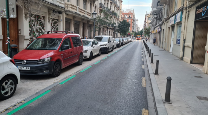 Un barrio de Valencia transformará sus plazas de aparcamiento en zona de ORA