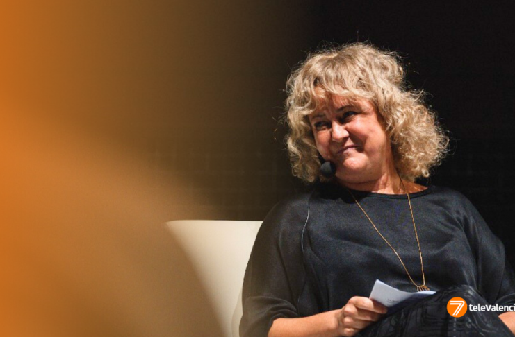 Tatiana Clavel: «Trabajamos piezas que hablen del pensamiento crítico y rompan las lógicas de las artes escénicas» Tatiana Clavel, directora de La Mutant: "Trabajamos piezas que hablan del pensamiento crítico y rompan las lógicas de las artes escénicas convencionales"