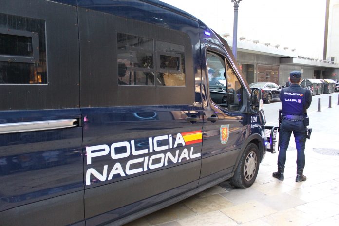 Detenido un grupo violento juvenil que actuaba con riñas tumultuarias y robos con fuerza en Valencia