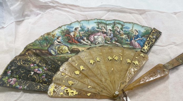 La Diputación restaurará un lote de abanicos del Museu d’Aldaida dañados por la dana