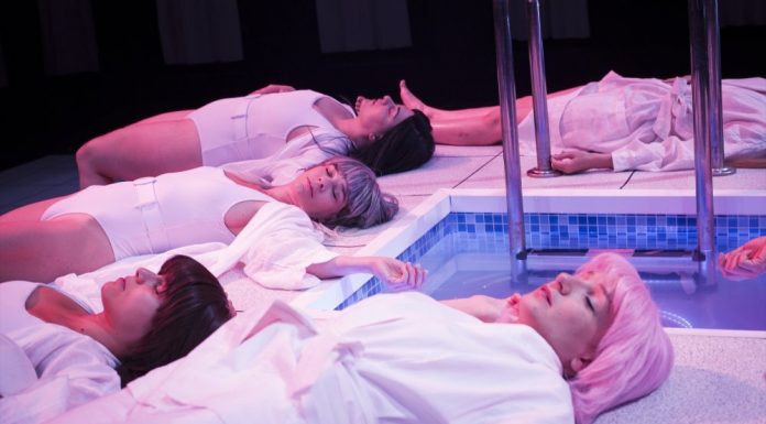 «Cucaracha con paisaje de fondo» llega a la Rambleta para analizar el deseo de ser madre