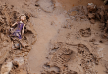 Reabren algunos cementerios de la "zona cero" de la DANA