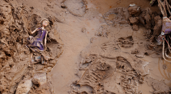 Reabren algunos cementerios de la "zona cero" de la DANA