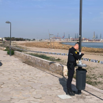 Valencia cierra 6 playas para facilitar su limpieza tras la riada