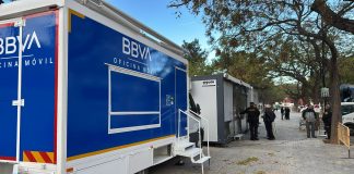 BBVA despliega 8 oficinas móviles para apoyar a las localidades afectadas por la DANA