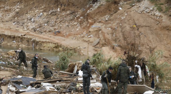 Suben a 217 las víctimas mortales por las inundaciones en Valencia