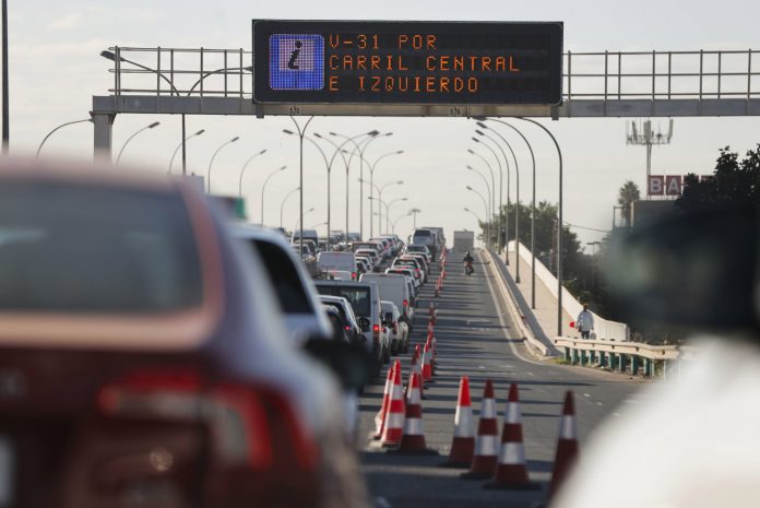 Valencia levanta las restricciones y restablece la movilidad tras el fin de la alerta roja