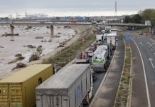 La DANA mantiene 35 carreteras afectadas