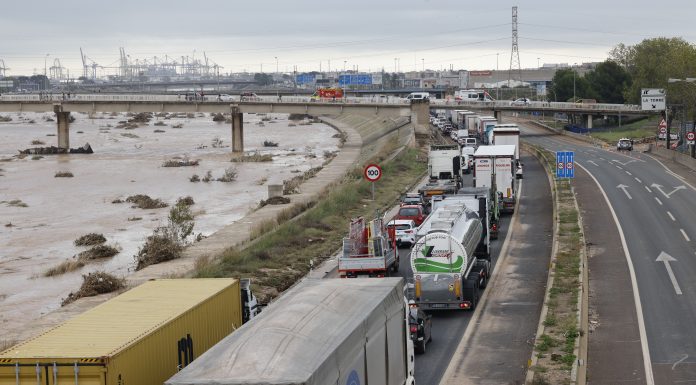 La DANA mantiene 35 carreteras afectadas