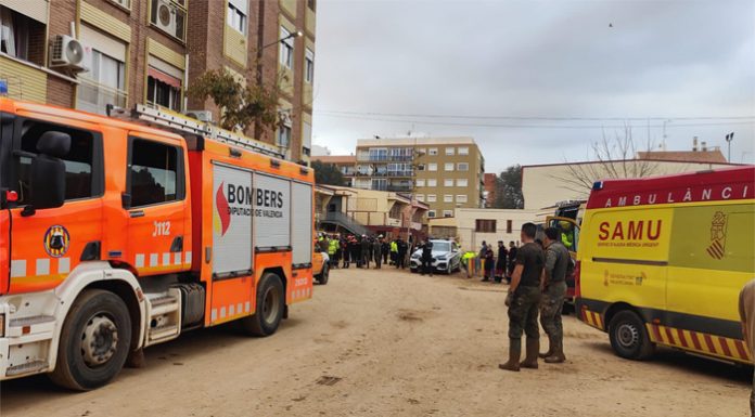 Muere un trabajador de limpieza tras un derrumbe en el colegio Lluís Vives de Massanassa