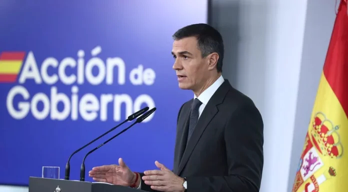 Sánchez no descarta ninguna hipótesis sobre el apagón y pide un uso racional del móvil El lunes 11 tendremos más medidas sobre la DANA