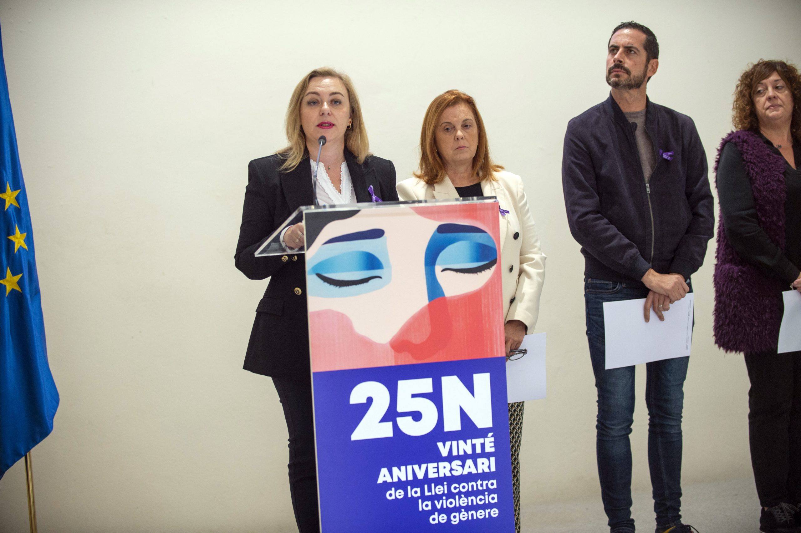 Acto en conmemoración del 25N en la Diputació de València