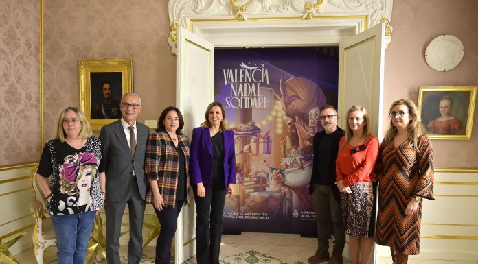 Catalá: «Celebrar la Navidad no es una frivolidad, es la supervivencia del comercio valenciano»