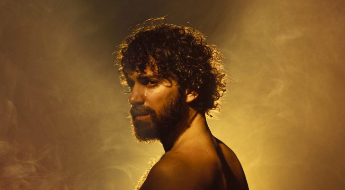 ‘La Ilíada’ llega a La Rambleta desde la voz de Patroclo con ‘En mitad de tanto fuego’ 'La Ilíada' llega a La Rambleta dando voz a Patroclo