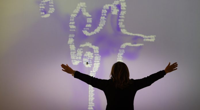 El arte abstracto valenciano revive su historia desde los 70 en el Centre del Carme