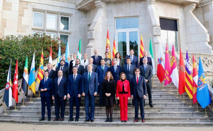 El Gobierno se compromete a asumir parte de la deuda valenciana