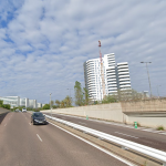 Una mujer herida de gravedad tras precipitarse con la moto en el túnel de los Anzuelos El túnel del Bulevar Sur se cierra al tráfico por un grave accidente de tráfico