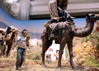 El belén rinde homenaje a la Dana