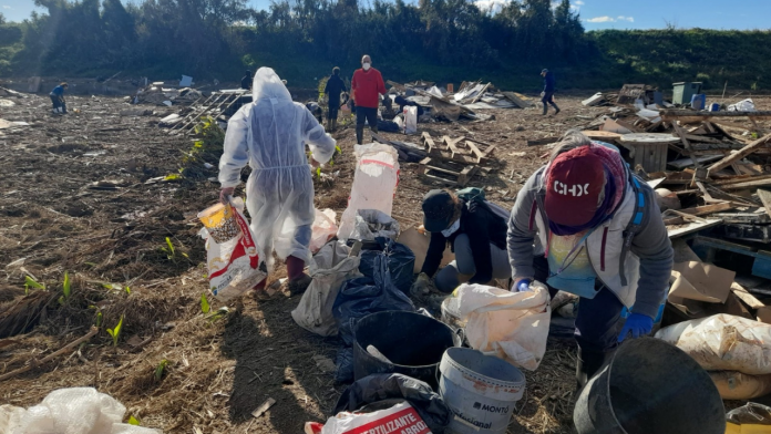 La crisis de residuos en l’Albufera desborda a las administraciones