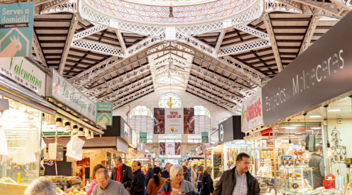 «A grandes males, pequeños comercios»: Confecomerç lanza una campaña en defensa del comercio local La Navidad 2024 llega con los alimentos en máximos históricos