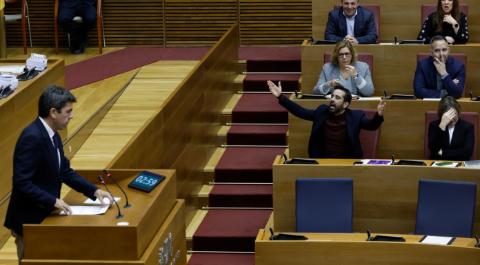 VÍDEO | Un bochornoso enfrentamiento por la DANA obliga a suspender el pleno de Les Corts Valencianes VÍDEO | Un bochornoso enfrentamiento por la DANA obliga a suspender el pleno de Les Corts Valencianes