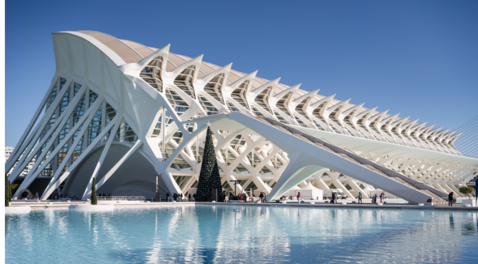 Valencia atrae talento de Madrid, Barcelona, Londres o Berlín Las familias afectadas por la riada podrán visitar gratis el Museo de las Ciencias estas Navidades