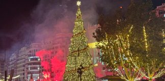 La Navidad en Valencia brilla con decoraciones renovadas