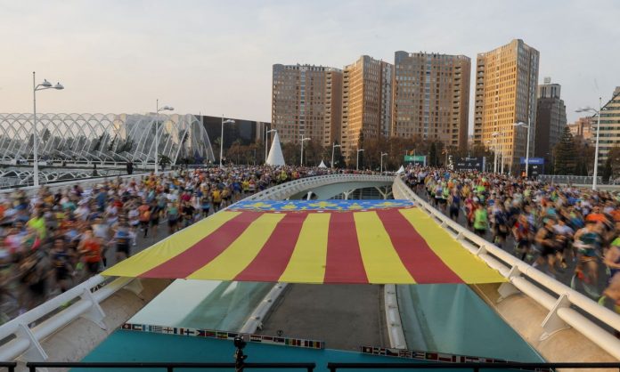 El Maratón Valencia rinde un homenaje a las víctimas de la DANA