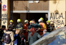 VÍDEO | Benetússer denuncia el abandono tras la DANA: "Hay edificios doblándose con gente viviendo dentro"