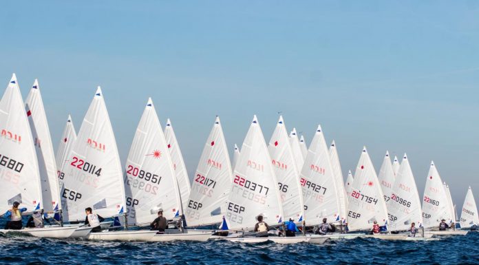 Más de 100 barcos compiten este fin de semana en aguas de Valencia