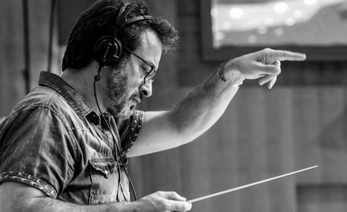 El ganador de tres premios Goya, Roque Baños, visita Valencia